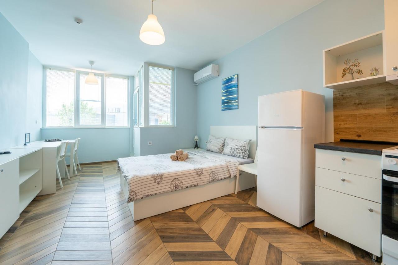 Cozy Little Apartment In Studentski Grad Sofía Exterior foto